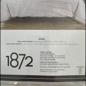 White king bedding set. Brand new!